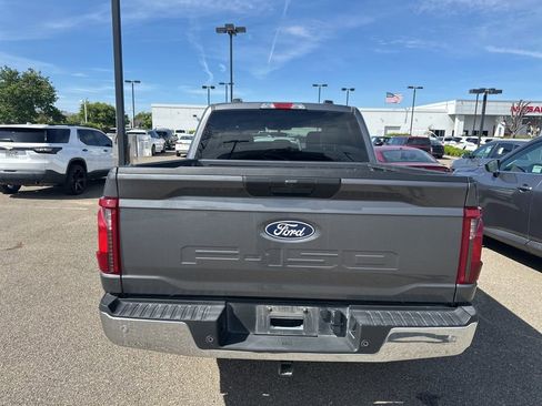 Used 2025 Ford F150 XLT w/ Equipment Group 301A Standard image 5