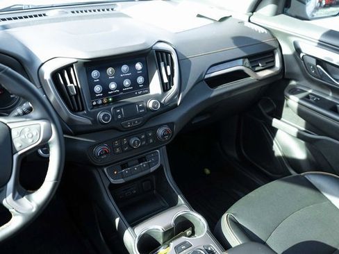 Used 2023 GMC Terrain AT4 w/ Tech Package image 17