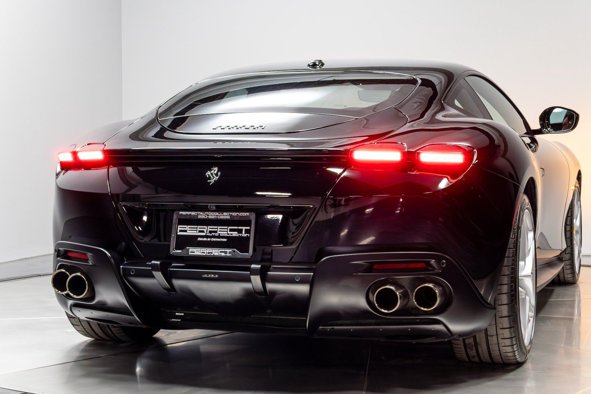 Used 2022 Ferrari Roma RWD image 87