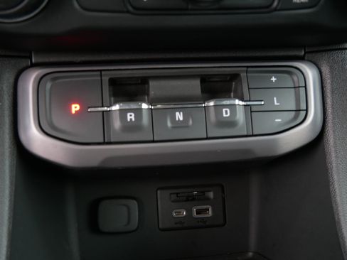 Used 2022 GMC Acadia AT4 w/ Trailering Package image 24