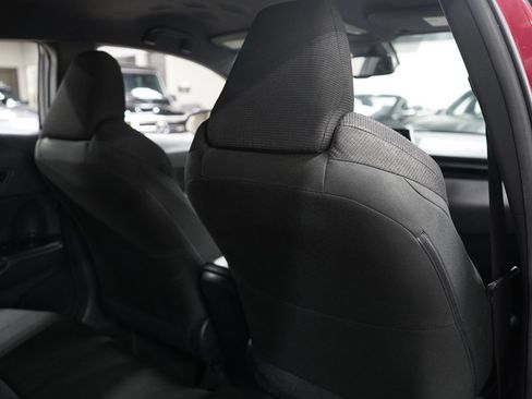 Used 2018 Toyota C-HR XLE FWD image 26