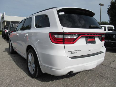 Certified 2024 Dodge Durango GT RWD image 5