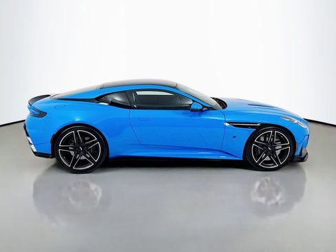 Used 2026 Aston Martin DB12 Coupe RWD image 8