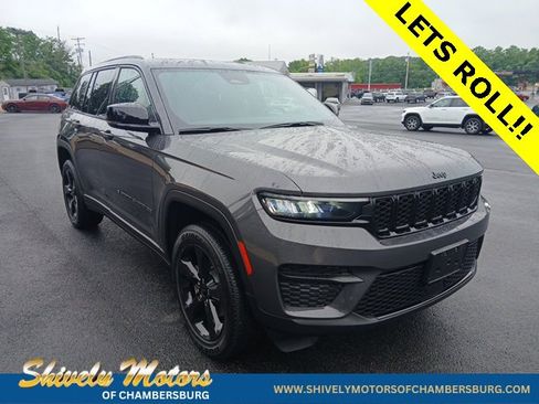 Certified 2023 Jeep Grand Cherokee Altitude image 7