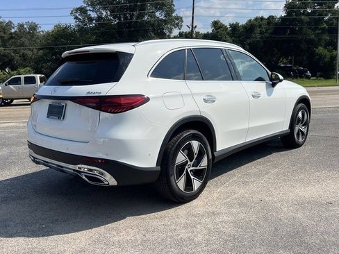 Used 2024 Mercedes-Benz GLC 300 4MATIC image 5