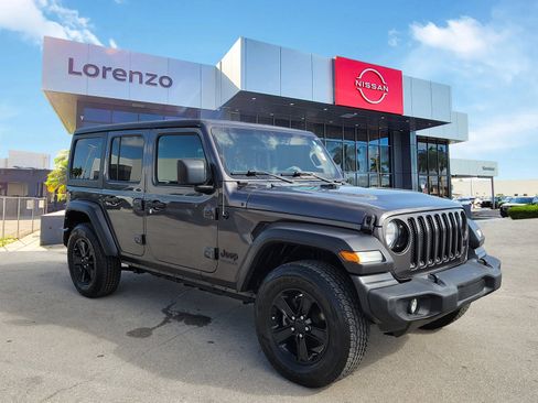 Used 2022 Jeep Wrangler Unlimited Sport AWD/4WD image 3