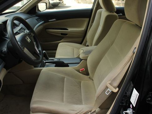 Used 2012 Honda Accord LX image 14