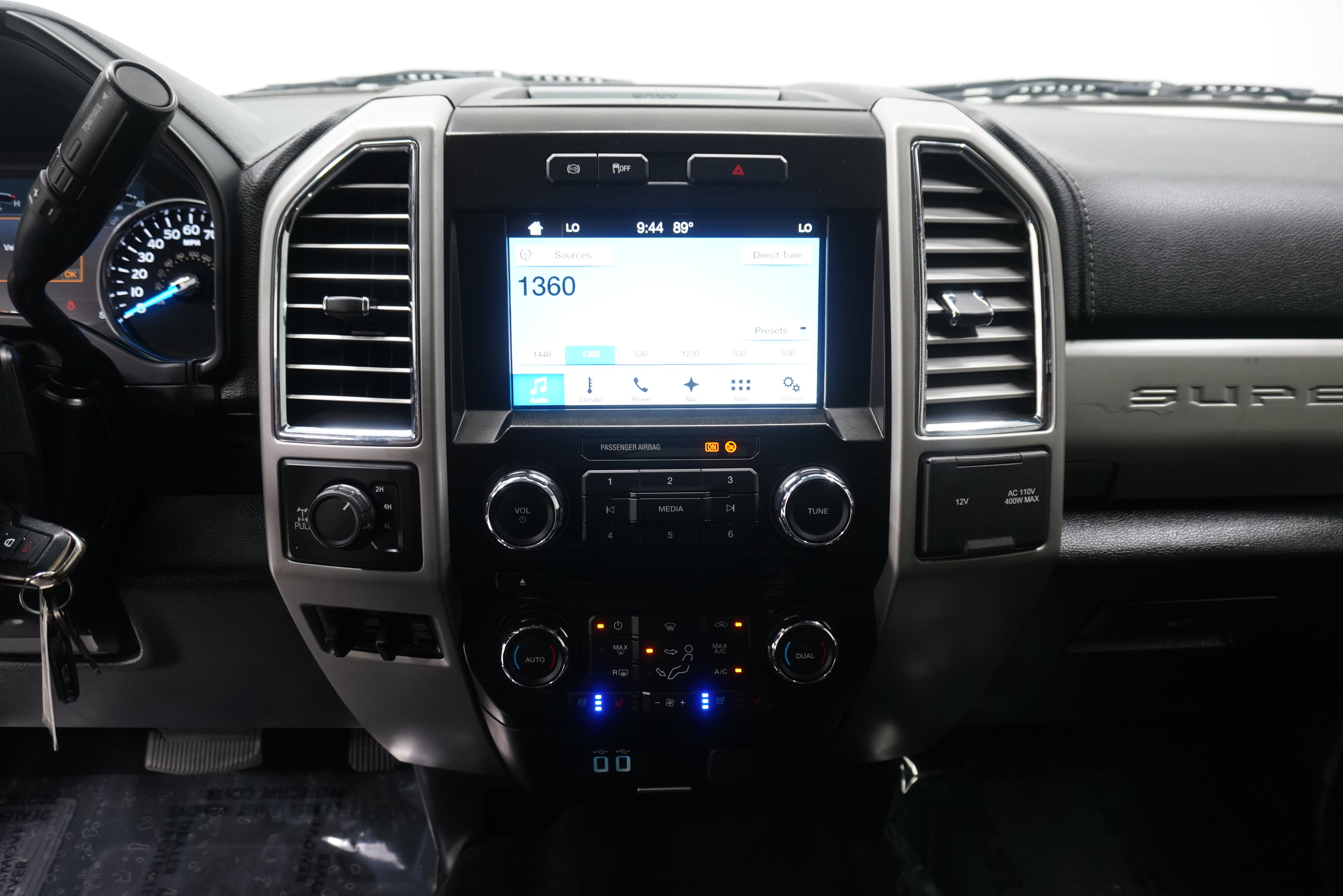 Used 2017 Ford F350 Lariat AWD/4WD image 23