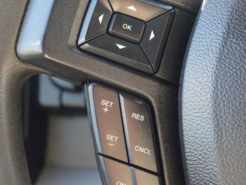 Used 2020 Ford F250 XL w/ STX Appearance Package AWD/4WD image 16