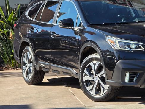 Used 2022 Subaru Outback Limited image 4