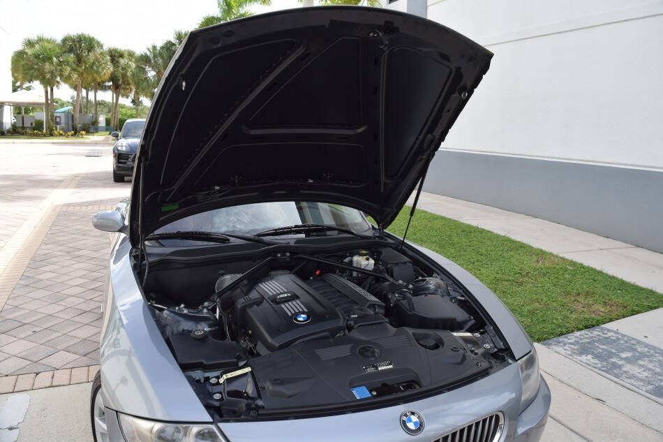 Used 2007 BMW Z4 3.0si RWD image 89