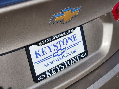 Used 2024 Chevrolet Malibu LT image 11