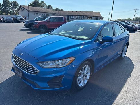 Used 2020 Ford Fusion SE FWD image 7