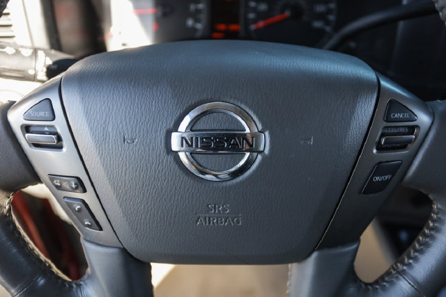 Used 2016 Nissan NV 3500 SL RWD image 26