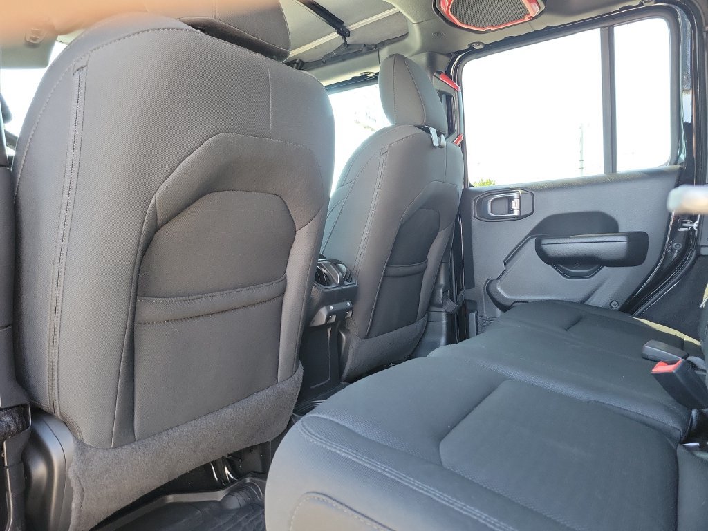 Used 2021 Jeep Wrangler Unlimited Sport AWD/4WD image 9