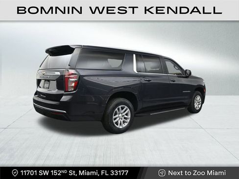 Used 2023 Chevrolet Suburban LS image 5