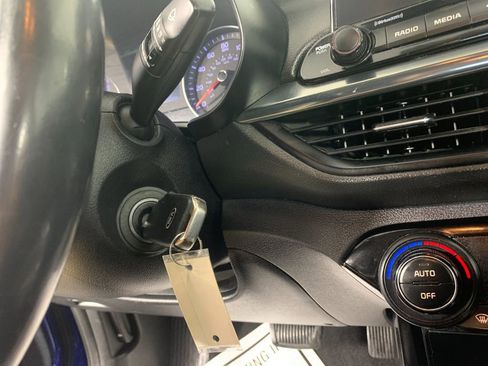 Used 2019 Kia Forte S image 18