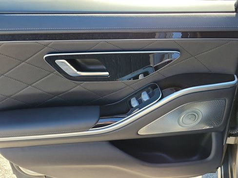 Certified 2023 Mercedes-Benz S 500 4MATIC image 11
