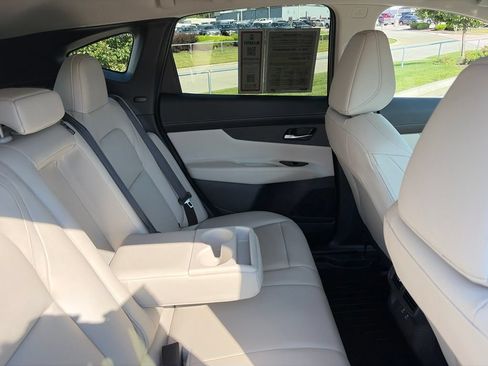 Used 2025 Nissan Murano SL AWD/4WD image 35