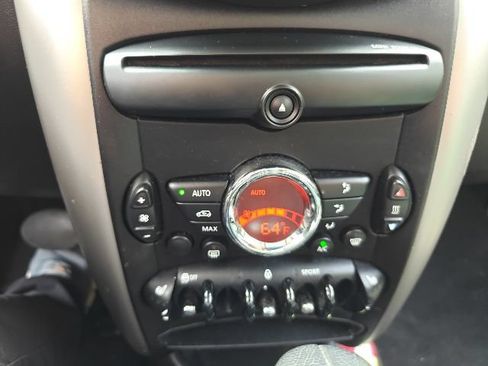 Used 2013 MINI Cooper Countryman FWD image 11