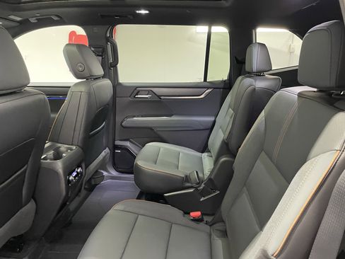 New 2026 GMC Acadia AT4 w/ Luxury Package image 12