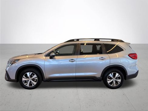 Used 2023 Subaru Ascent Premium w/ Convenience Package AWD/4WD image 11
