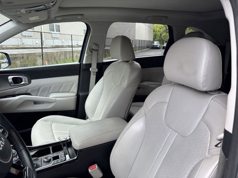 Used 2022 Kia Sorento SX AWD/4WD image 10
