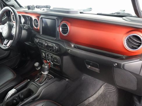 Used 2020 Jeep Gladiator Rubicon AWD/4WD image 9