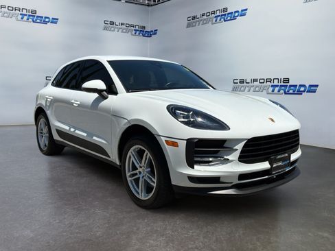 Used 2019 Porsche Macan AWD/4WD image 3