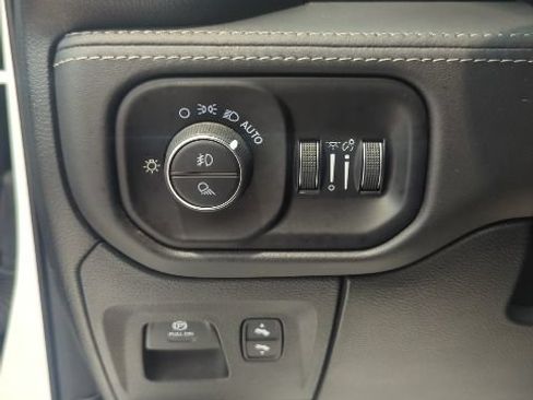 Used 2023 RAM 1500 Limited w/ Night Edition AWD/4WD image 10