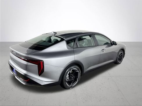 Certified 2025 Kia K4 EX image 6