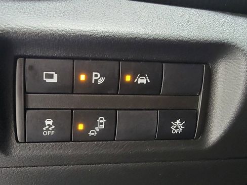 Used 2023 Nissan Kicks S image 24