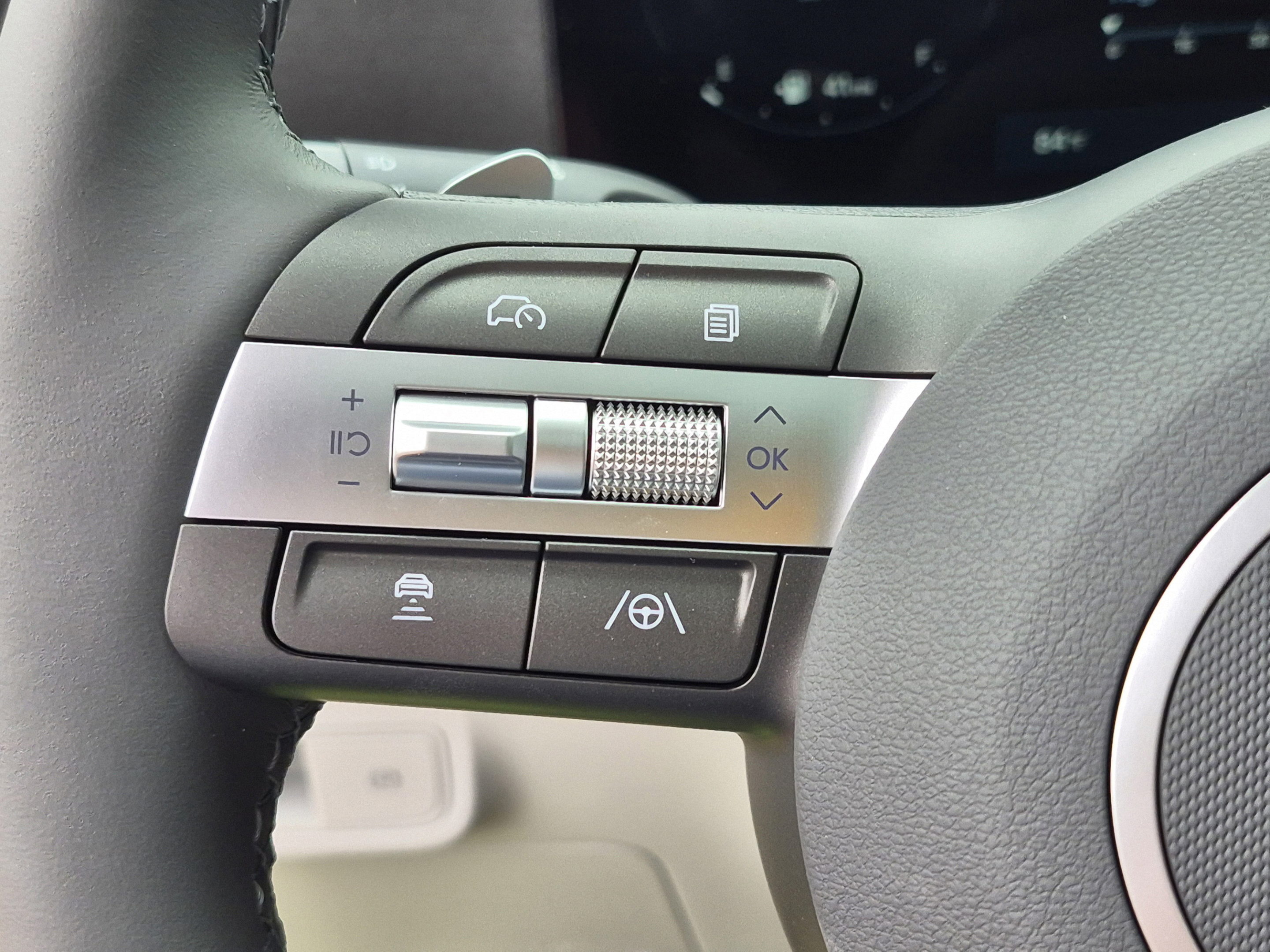 New 2026 Hyundai Kona Limited FWD image 29