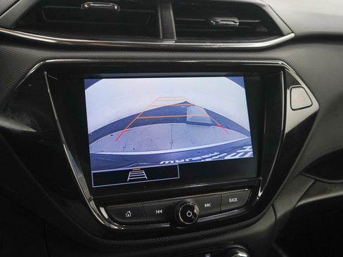 Used 2022 Chevrolet TrailBlazer LT w/ Convenience Package FWD image 21