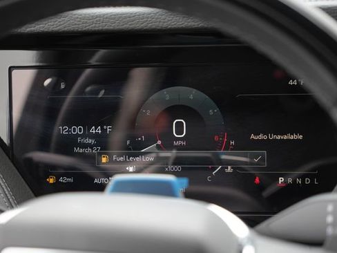 New 2026 GMC Yukon XL Denali w/ Denali Reserve Package image 12