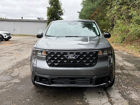 New 2025 Ford Maverick XLT w/ XLT Luxury Package image 26