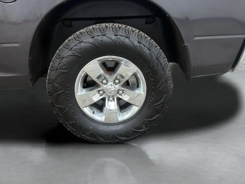 Used 2020 RAM 1500 Classic SLT RWD image 27