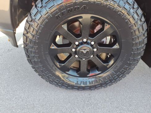 Used 2022 RAM 3500 Laramie w/ Night Edition AWD/4WD image 9
