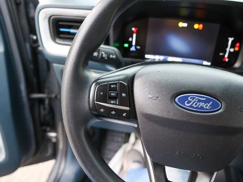 Used 2025 Ford Maverick XLT FWD image 18