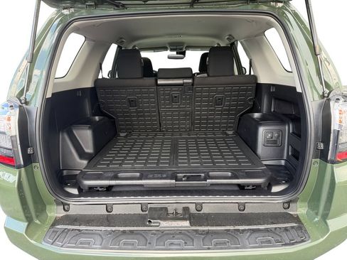 Used 2022 Toyota 4Runner Trail Special Edition AWD/4WD image 19