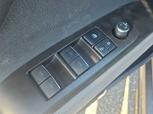 Used 2022 Toyota Camry XSE image 15