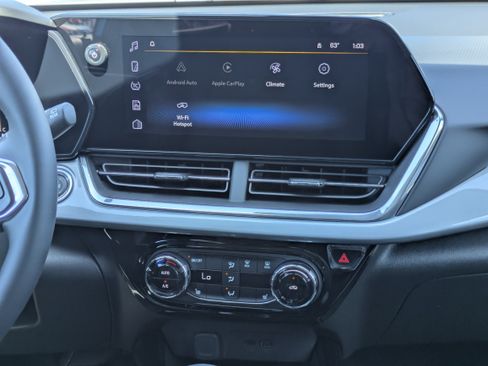 New 2026 Chevrolet Trax LT w/ Driver Confidence Package FWD image 5