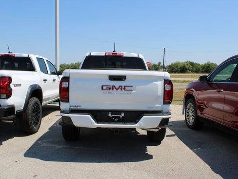 New 2026 GMC Canyon Elevation w/ Convenience Package image 4