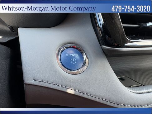 Used 2022 Toyota Highlander XLE AWD/4WD image 19
