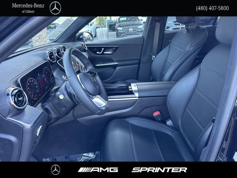Used 2024 Mercedes-Benz GLC 300 image 9