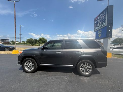 Used 2010 Toyota 4Runner Limited AWD/4WD image 7