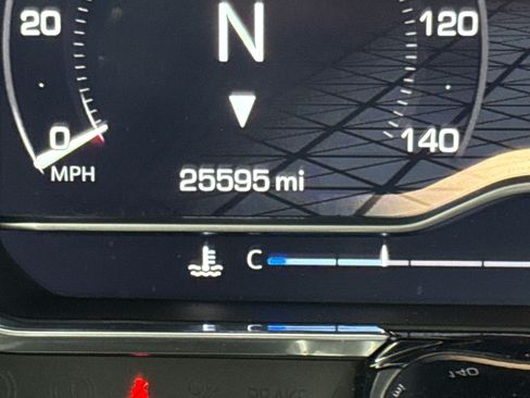 Used 2023 GMC Sierra 1500 Elevation image 21