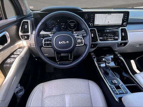 Used 2023 Kia Sorento SX FWD image 8