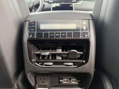 New 2025 Jeep Grand Cherokee L Limited w/ Black Appearance Package image 22