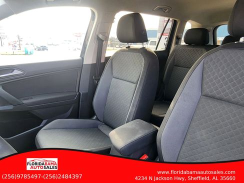 Used 2019 Volkswagen Tiguan S image 11